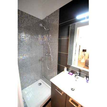 Superbe Studio Meuble Cosy Avec Lit Superconfort Au Calme Jean Medecin Nice Luaran gambar