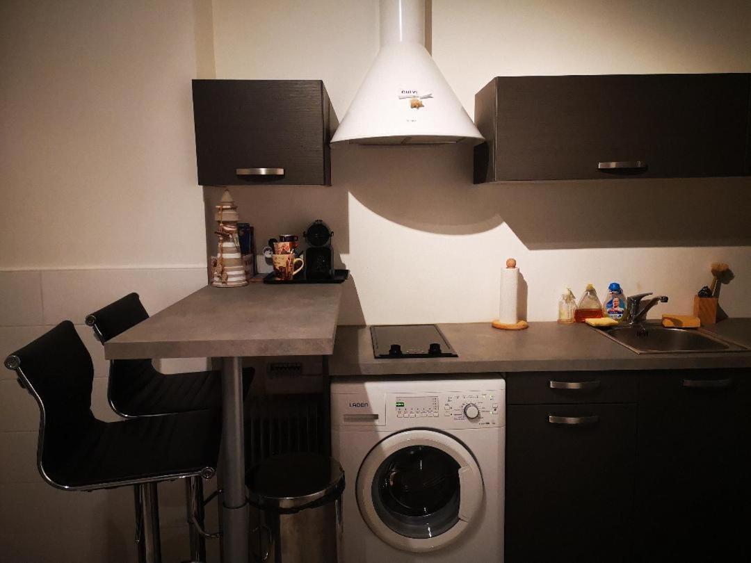 Superbe Studio Meuble Cosy Avec Lit Superconfort Au Calme Jean Medecin Nice Luaran gambar