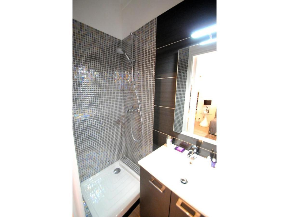 Superbe Studio Meuble Cosy Avec Lit Superconfort Au Calme Jean Medecin Nice Luaran gambar